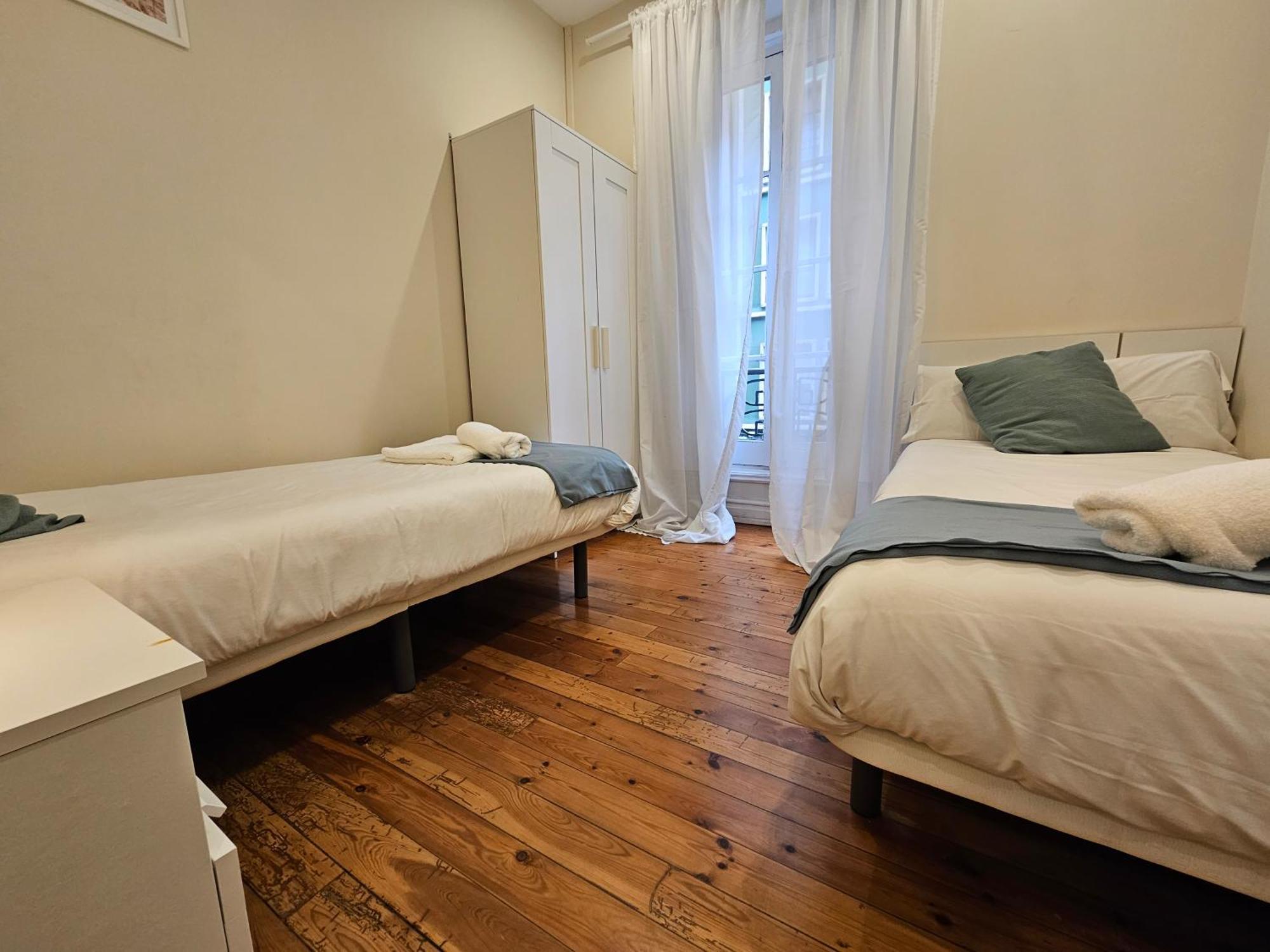 135B2 Precioso Apartamento En Playa San Lorenzo Хихон Экстерьер фото